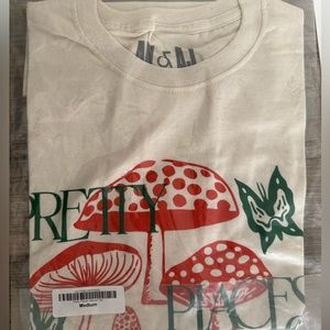 Aly & AJ Pretty Place T-Shirt, Medium